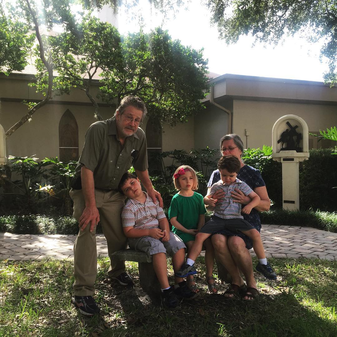 These are some of my favorite extended-family photographs. I love the expressions on everyone's faces, and how honestly everyone is captured. 